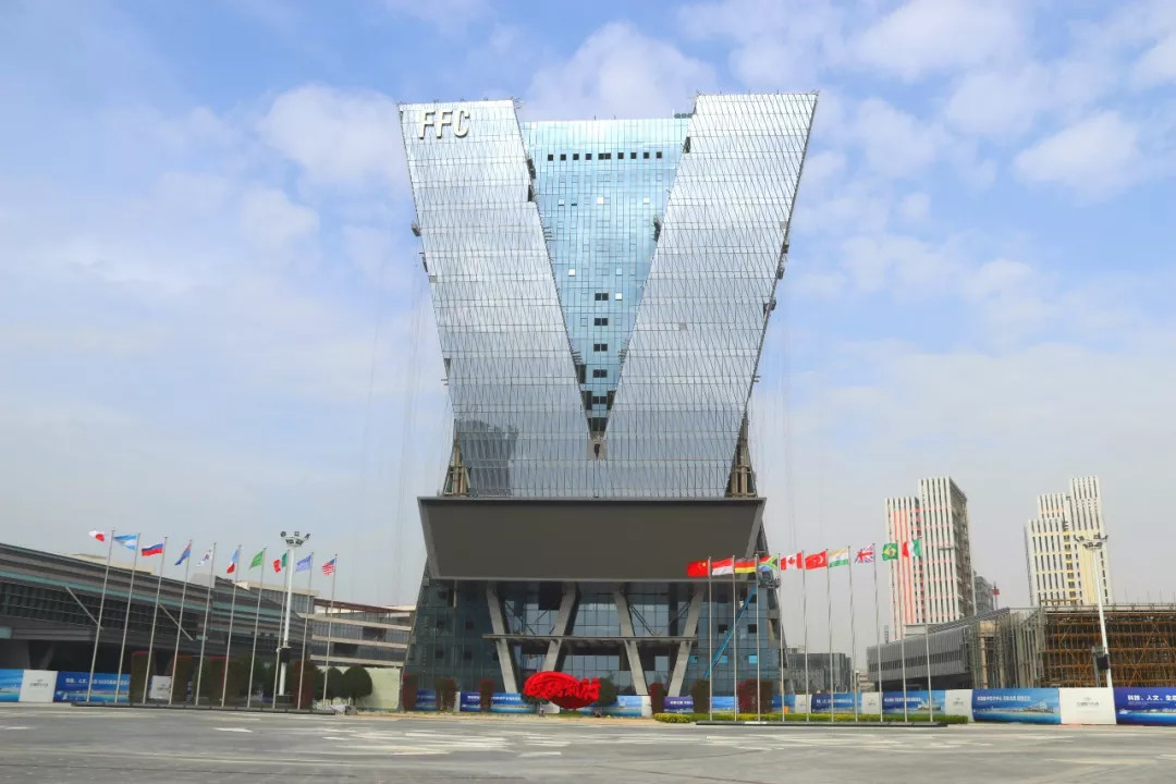 這家企業(yè)入駐濱海新城！讓更多人擁抱清晰“視”界！