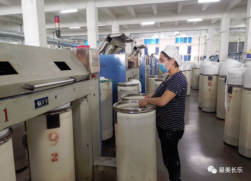 金源紡織：防疫生產(chǎn)兩手抓 黨員志愿者暖心服務返崗工人