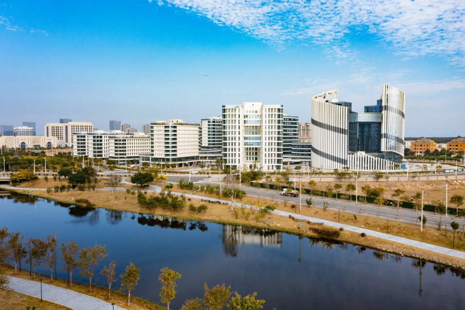 652家企業(yè)共享“數(shù)字大腦”，來看長(zhǎng)樂“工業(yè)互聯(lián)網(wǎng)魔法”