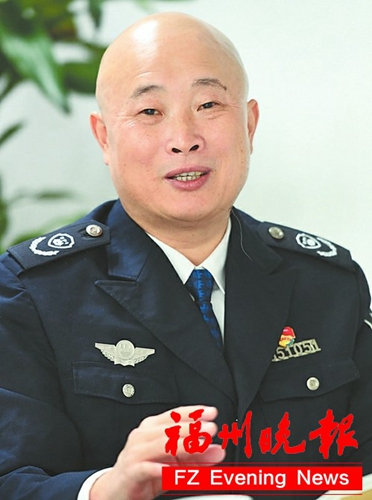 誰在印制“福州藍(lán)”金名片？
