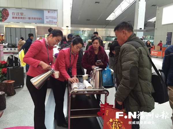 機場地勤公司值機服務(wù)部：春節(jié)過完，1/4人員嗓子啞了