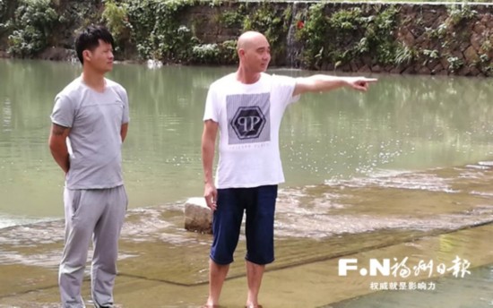 兩男子水庫(kù)游玩時(shí)不慎溺水　兩熱心市民跳水救人
