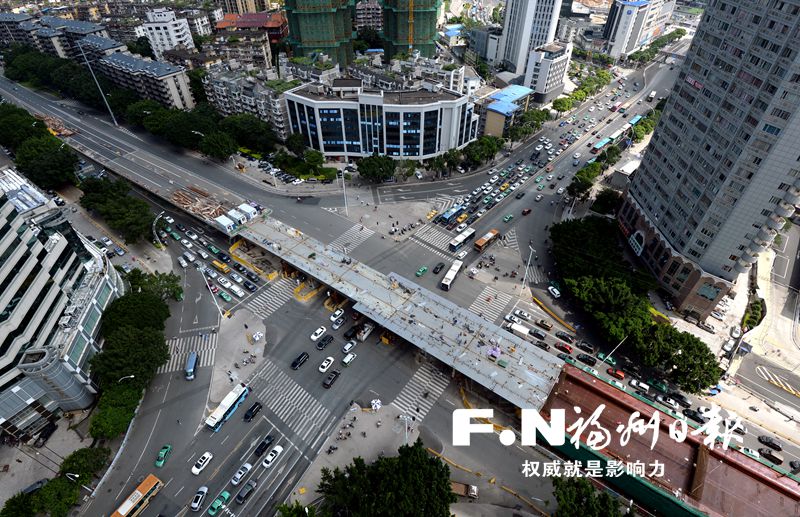 華林路跨站東高架橋力爭10月通車　轉(zhuǎn)入上部施工