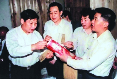 改革爭先 擊水中流——習(xí)近平總書記在福建的探索與實踐·改革篇