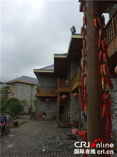 江西井岡山紅色旅游讓當(dāng)?shù)孛癖娛芤? width=