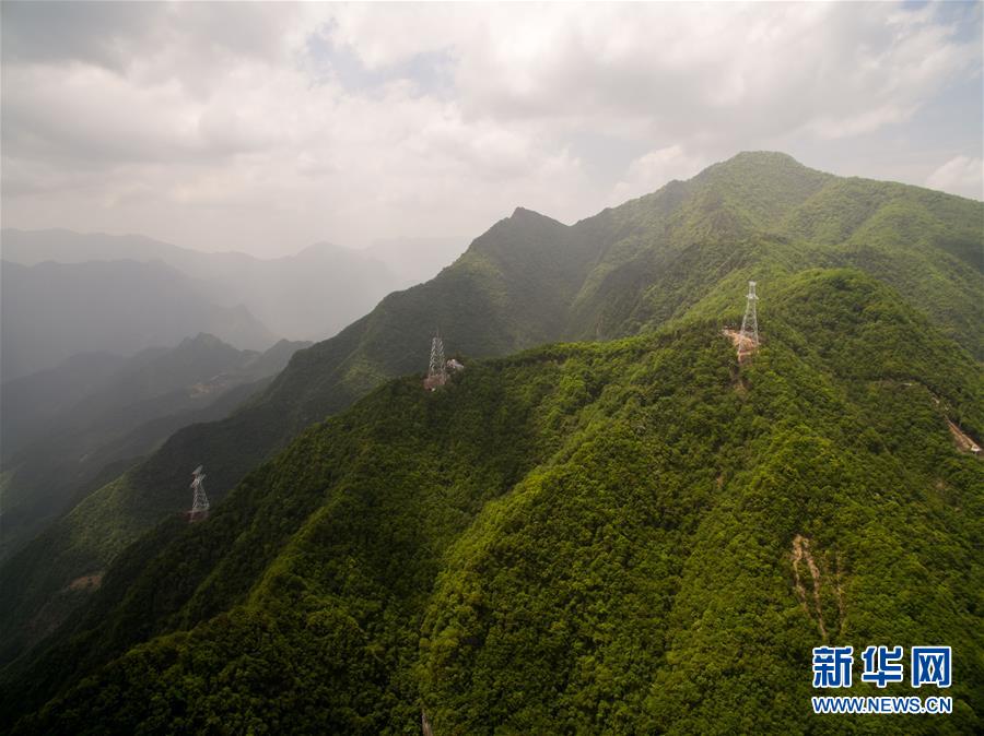 中國(guó)特高壓　推動(dòng)能源互聯(lián)網(wǎng)建設(shè)