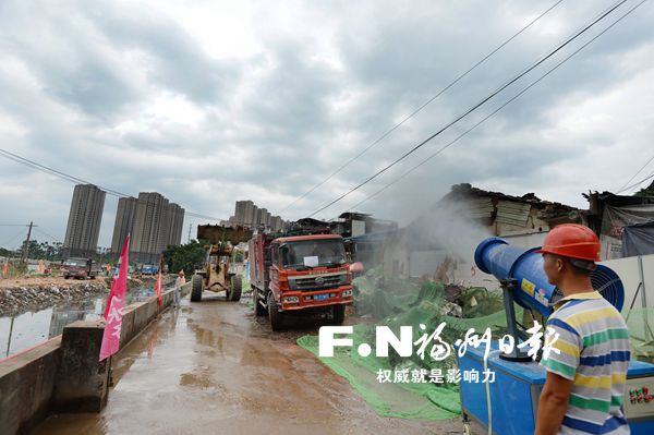 倉(cāng)山水系治理征遷提前實(shí)現(xiàn)100%簽約
