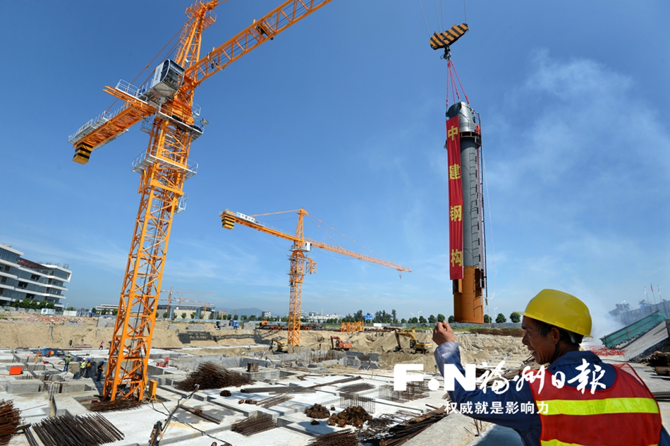 東湖VR小鎮(zhèn)二三期進入鋼結(jié)構(gòu)主體施工