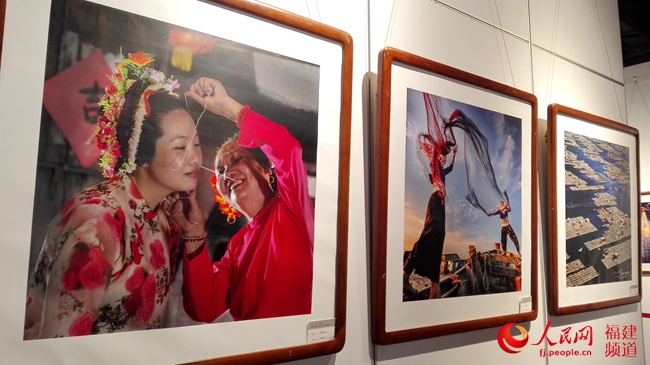 福建省自由職業(yè)藝術(shù)家喜迎十九大主題藝術(shù)展開幕 展期至18日