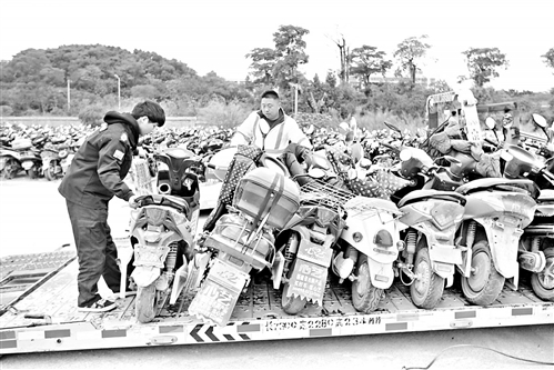 福州查扣無(wú)證、超標(biāo)電動(dòng)車(chē)2.2萬(wàn)輛 