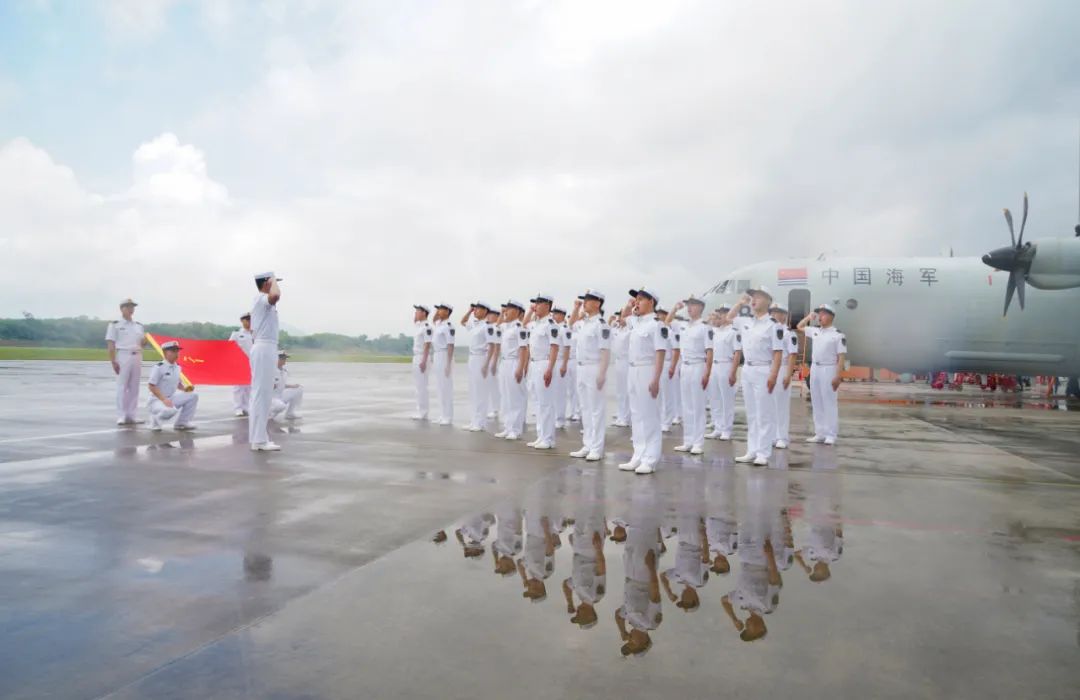 人民海軍，生日快樂！