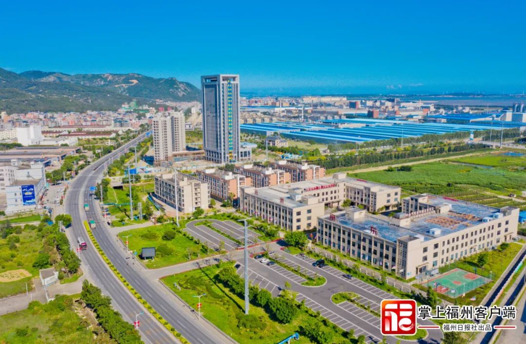 深學(xué)爭(zhēng)優(yōu) 敢為爭(zhēng)先 實(shí)干爭(zhēng)效丨專訪福州市委常委、福清市委書(shū)記葉仁佑