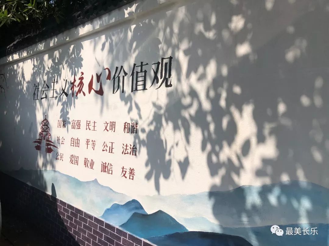 背街小巷換新顏，這個街道美得有內(nèi)涵！ 