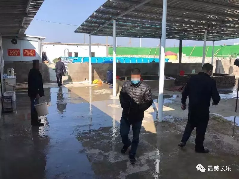 疫情期間澡堂繼續(xù)營業(yè)，經(jīng)營人員被古槐派出所行政拘留！