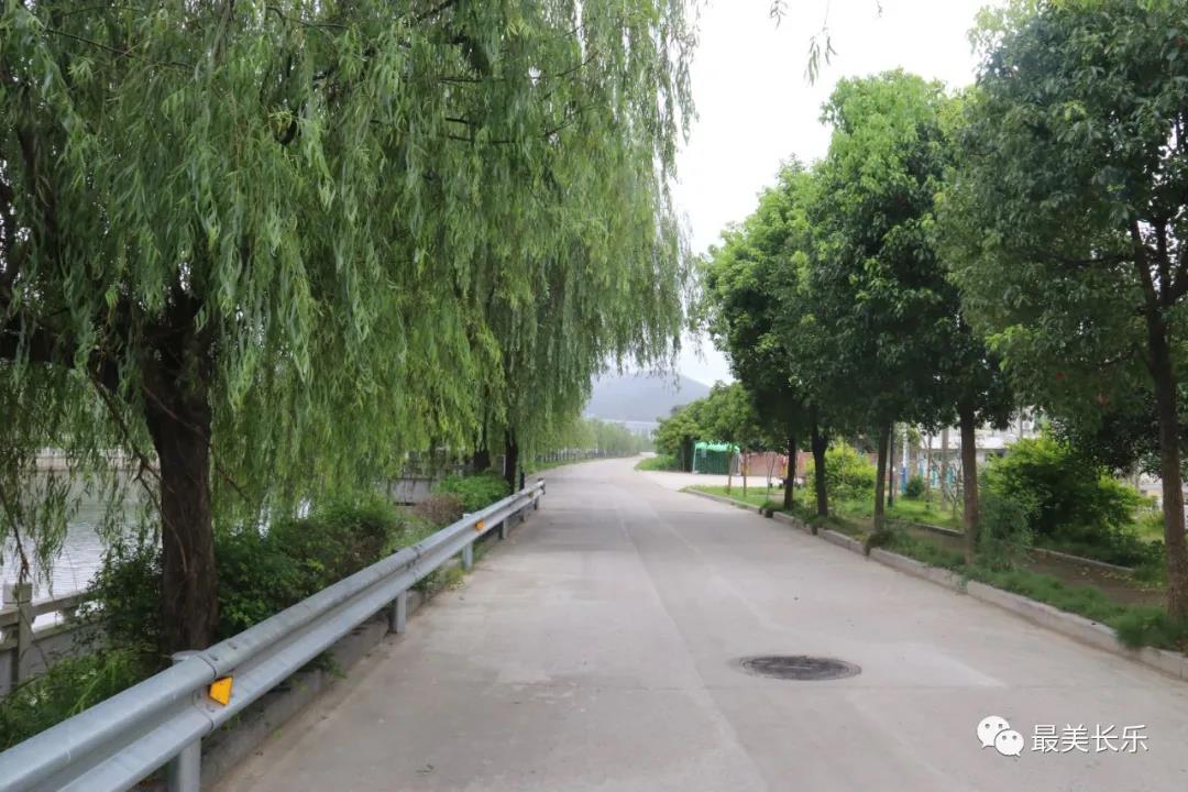 一處河流一處景 碧水清風(fēng)滿眼新 ——我區(qū)全面鋪開示范河道建設(shè)工作并取得良好成效