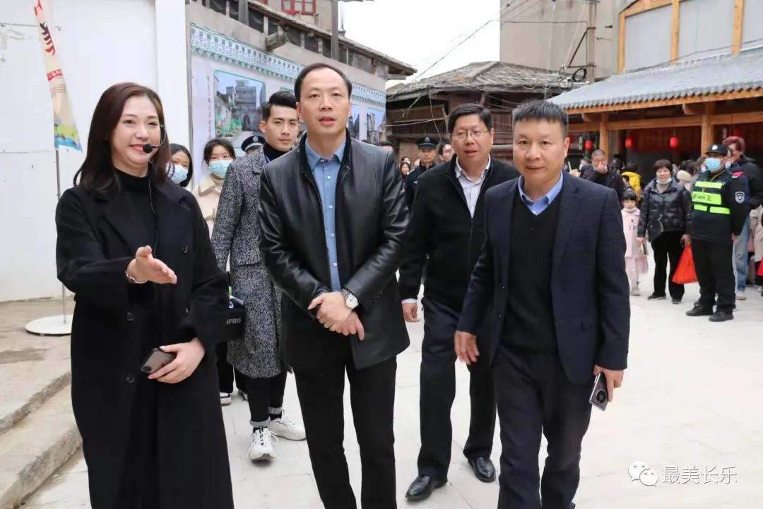 【網(wǎng)絡(luò)中國節(jié) · 元旦】“梅”開眼笑 “丸”迎客來