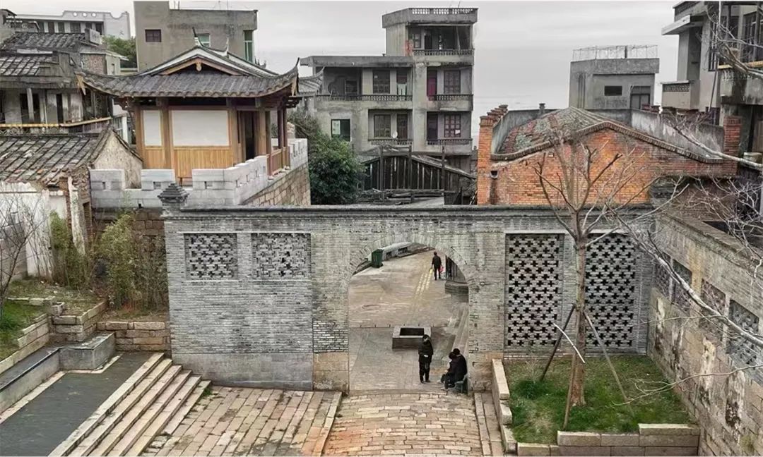 【網(wǎng)絡(luò)中國節(jié)?春節(jié)】新春走基層丨有古城有“梅”景！這個春節(jié)一起相約打卡！