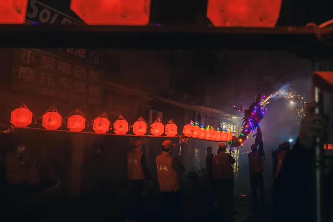 【網(wǎng)絡(luò)中國節(jié)·元宵】龍來啦！威風凜凜！就在漳港！