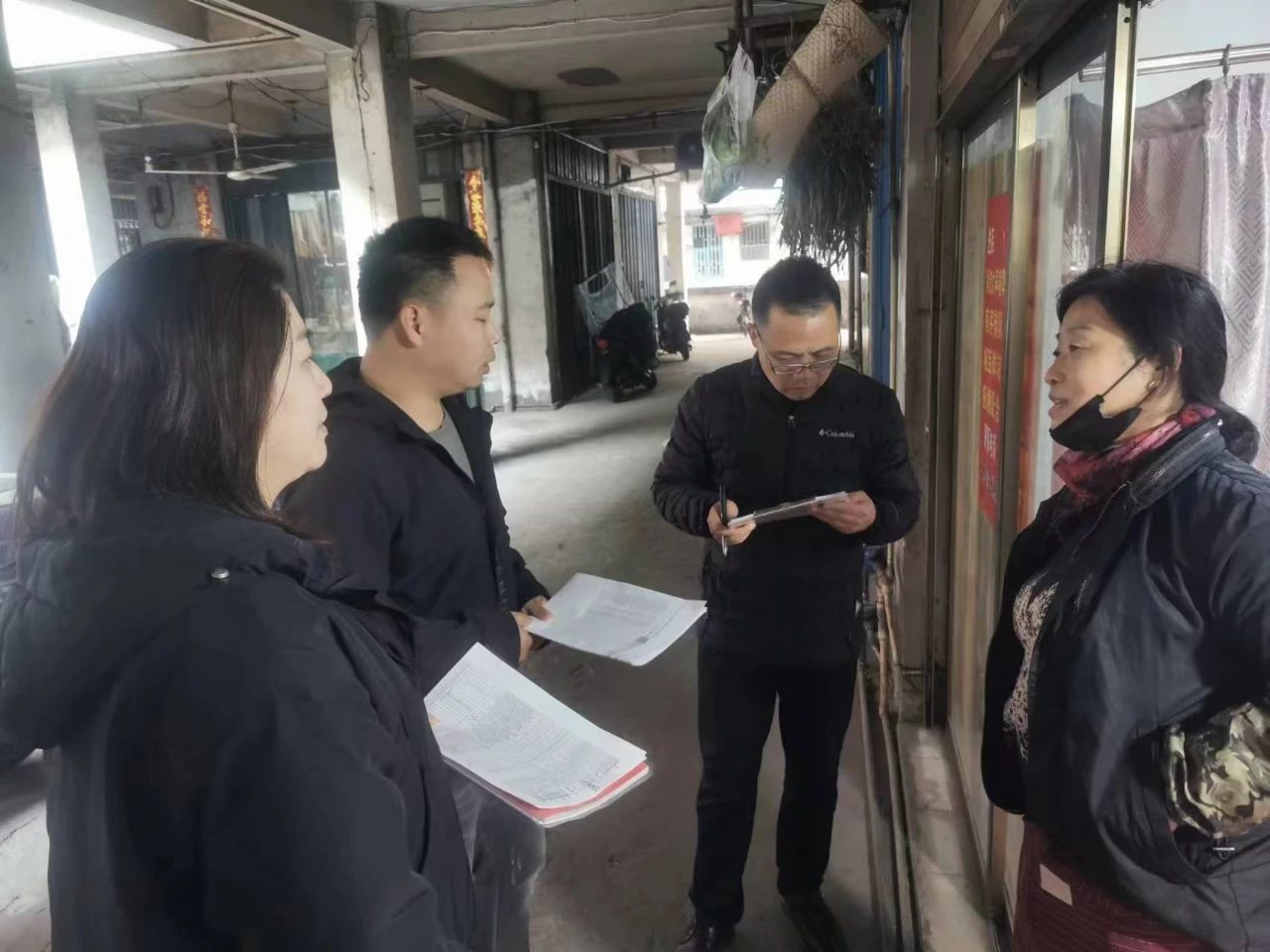 小區(qū)無物業(yè)！幸福指數(shù)還很高！這個社區(qū)是怎么做到的？