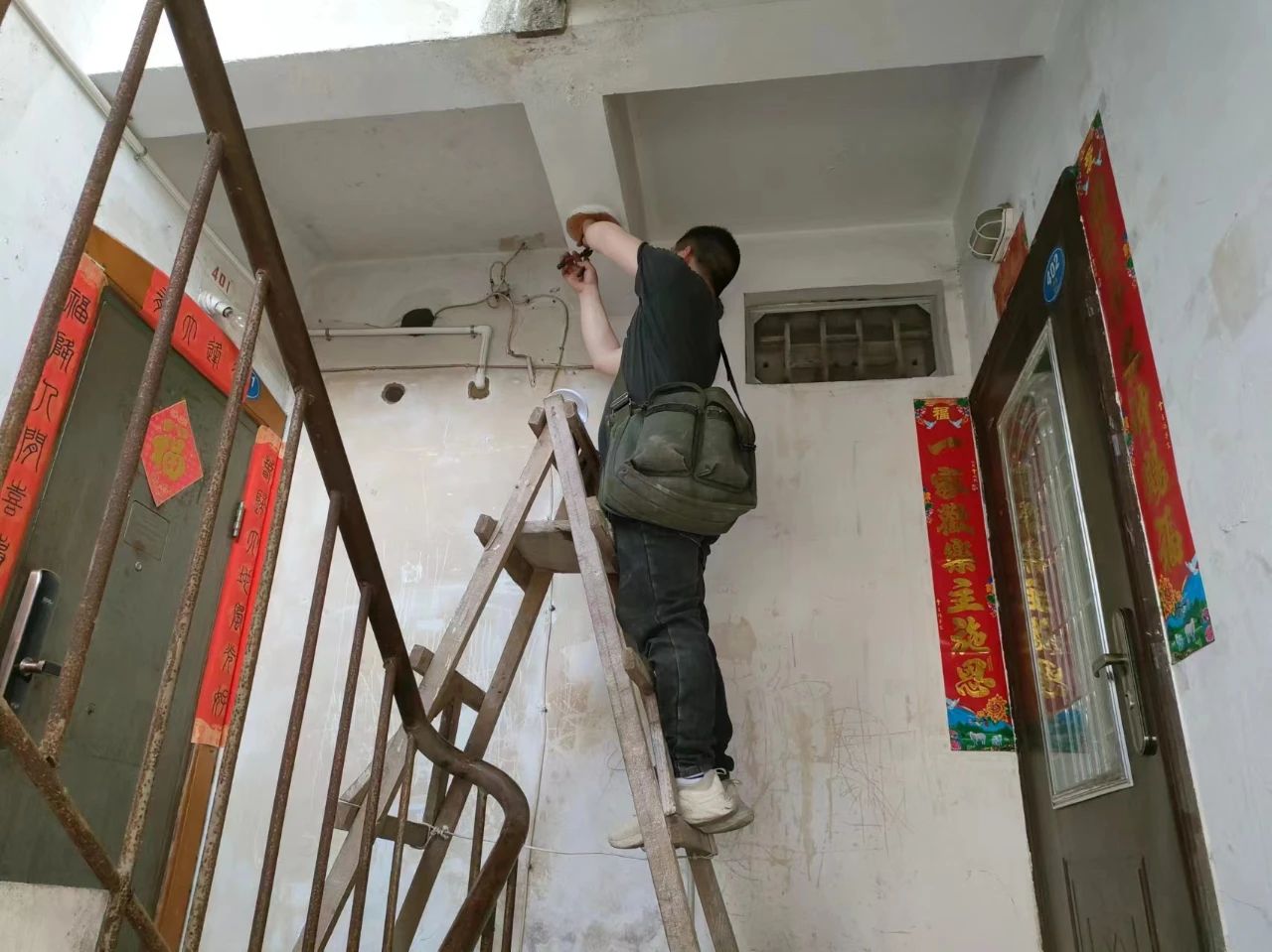 小區(qū)無物業(yè)！幸福指數(shù)還很高！這個社區(qū)是怎么做到的？