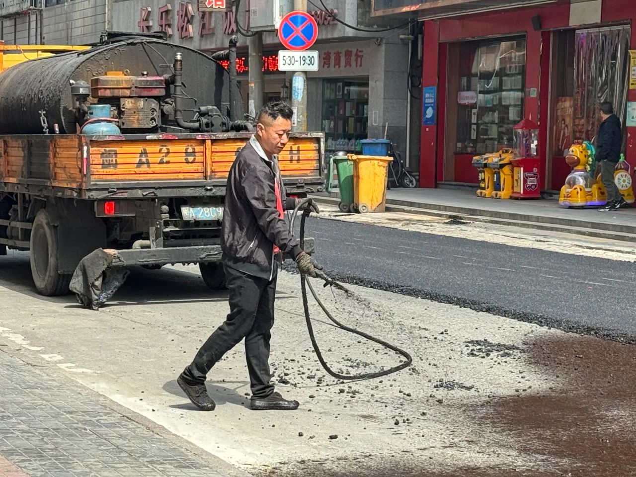 長樂這個村，用一條路下活“一盤棋”!