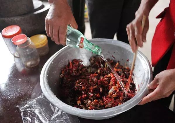 福州人愛的蟛蜞上央視啦！一起打卡千年古鎮(zhèn)的美食