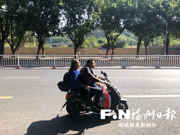 電動(dòng)自行車只允許搭載1名12周歲以下未成年人