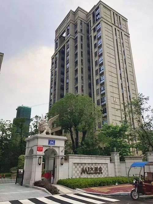 福州一小區(qū)，物業(yè)一天撿到4個(gè)娃！