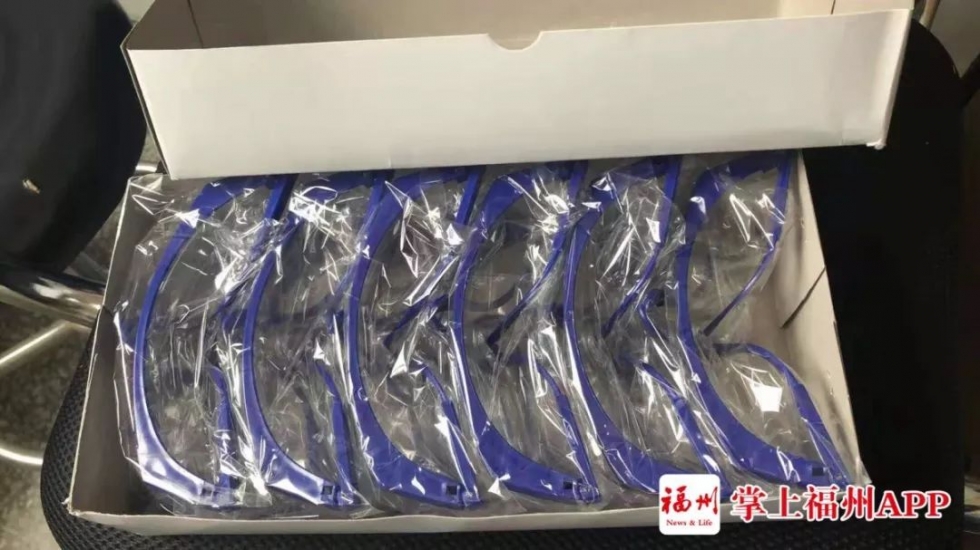 疫情下的福州，這些匆匆離去的背影，暖心！