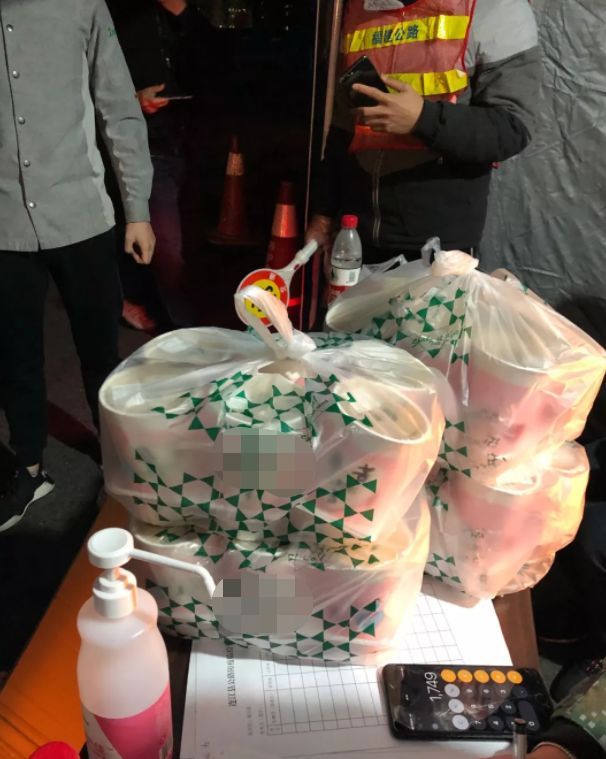 疫情下的福州，這些匆匆離去的背影，暖心！