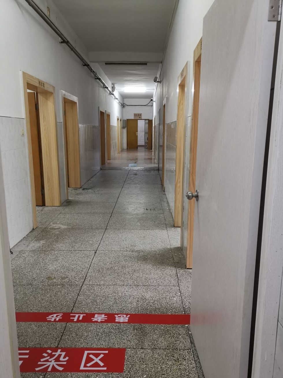 福州：“阻擊疫情第一線”發(fā)熱門診見(jiàn)聞