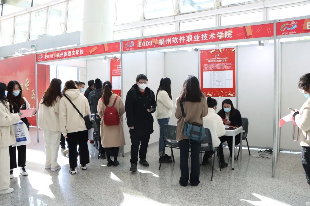 近千個崗位！今年首場招聘會火熱啟動