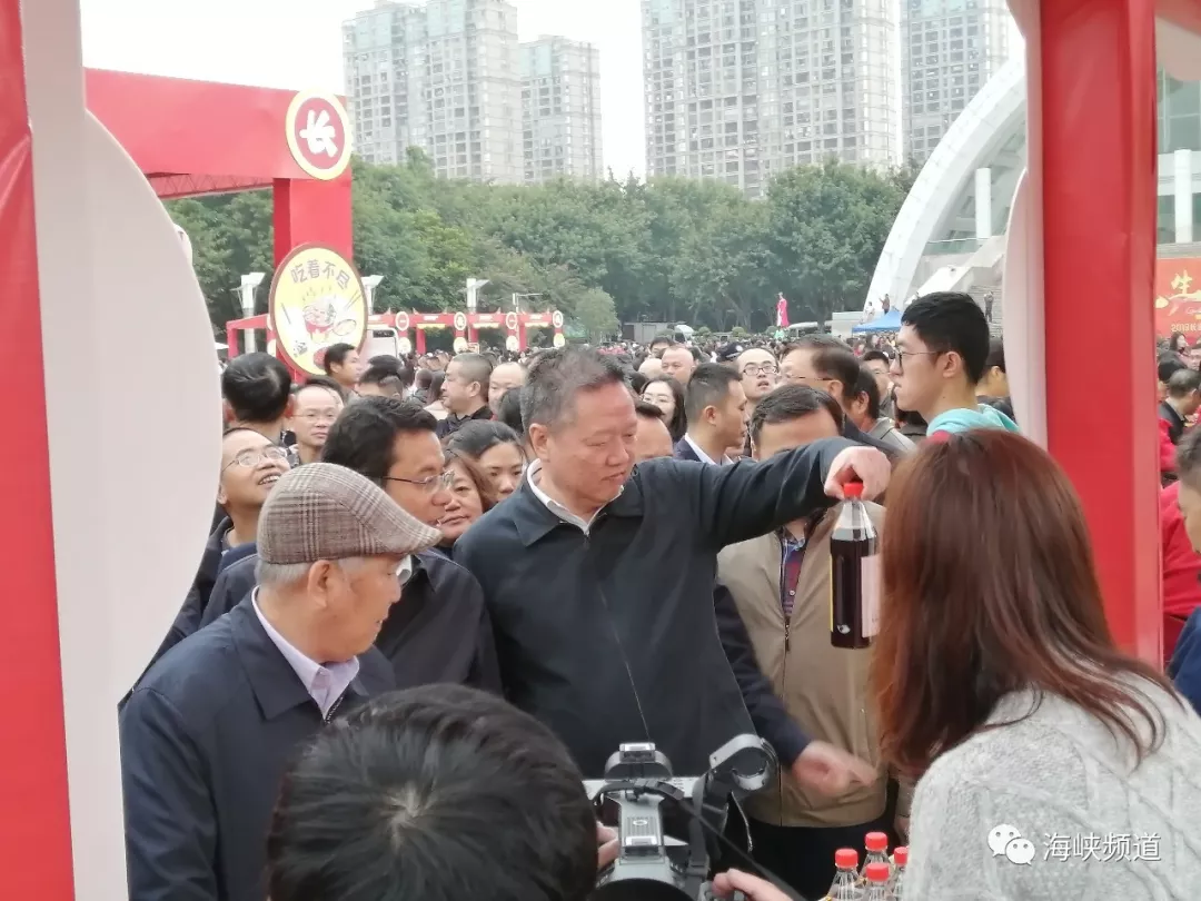 2019年長樂美食嘉年華開啟 2萬人品小吃憶鄉(xiāng)愁-中國網(wǎng)