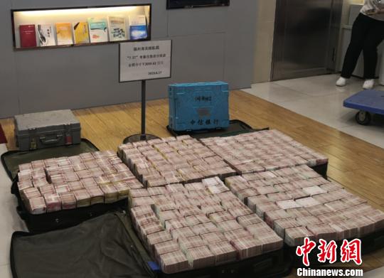 福建打擊成品油走私專項(xiàng)行動(dòng)首戰(zhàn)告捷