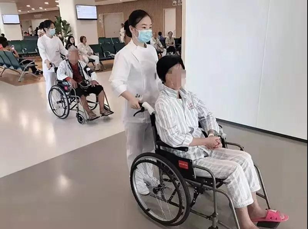 重磅！福建首家無(wú)陪護(hù)醫(yī)院來(lái)了！