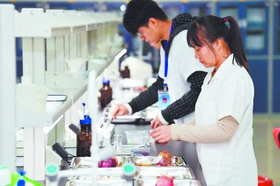 福建：“碼”上守護(hù)“菜籃子”安全