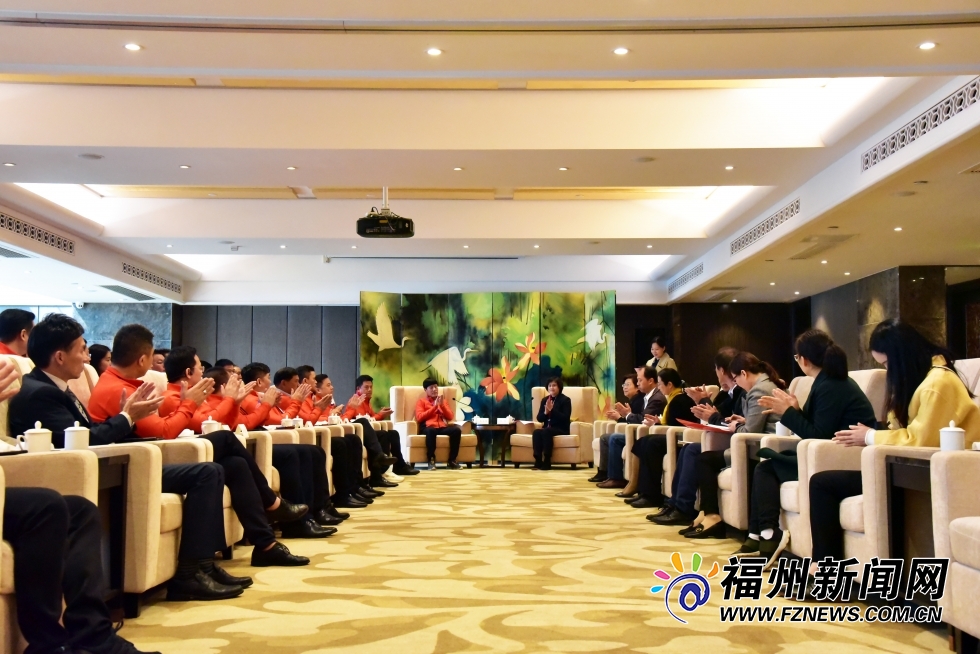 閩僑青年精英福州行 共話未來同謀發(fā)展