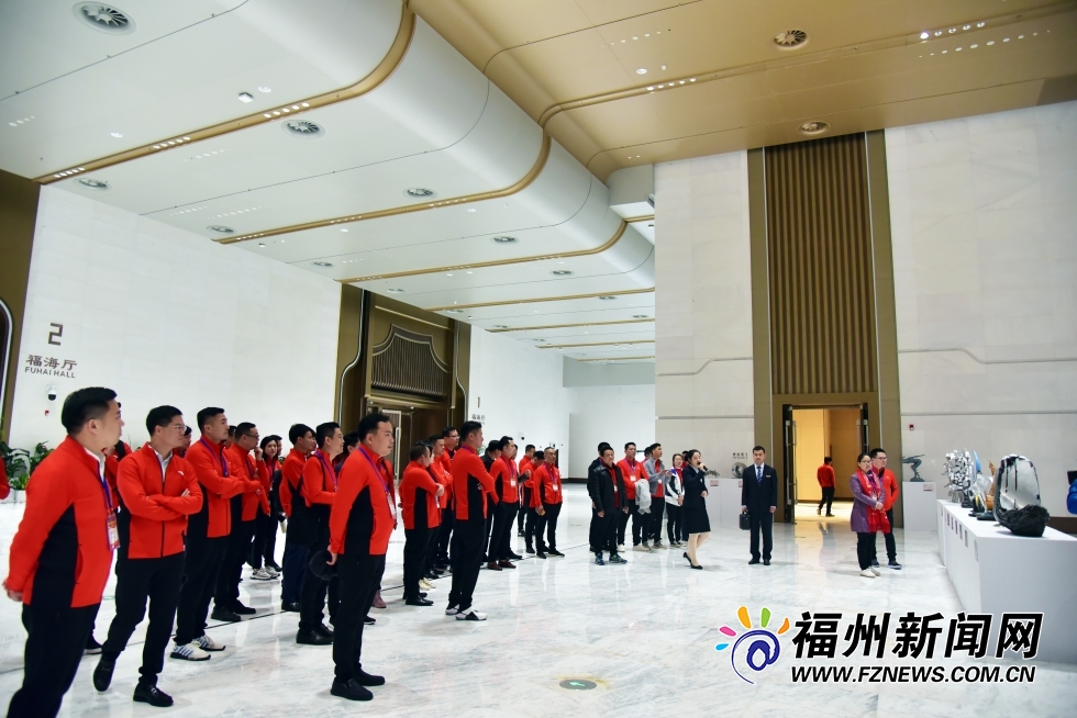 閩僑青年精英福州行 共話未來同謀發(fā)展