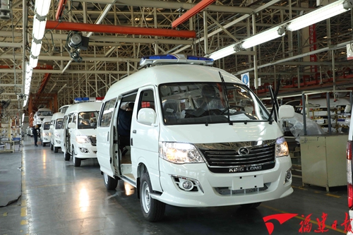 金龍客車趕工100臺(tái)負(fù)壓救護(hù)車 為疫情防控提供緊急支援