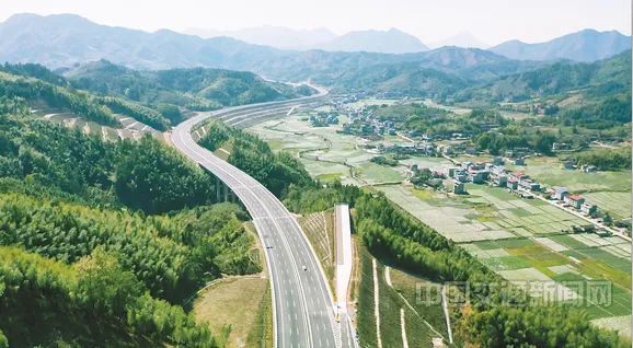 福建在建高速公路項目100%復(fù)工 這條捷報請查收