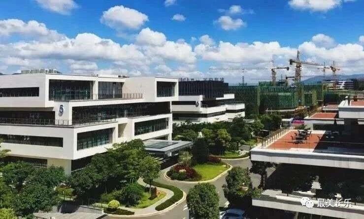 耕“云”種“數(shù)” “新新”向榮 福州新區(qū)五年蝶變贏得中央省屬媒體點(diǎn)贊