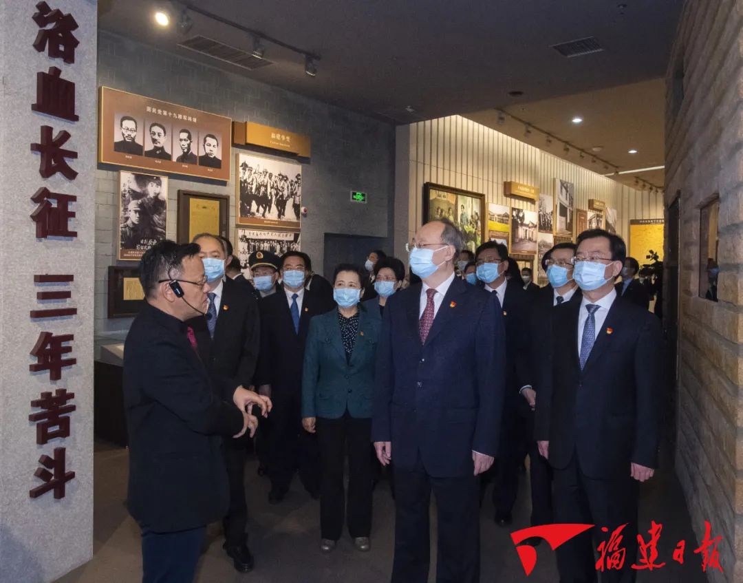 福建省委黨史學習教育領(lǐng)導(dǎo)小組召開第一次會議，省級黨員領(lǐng)導(dǎo)干部到這里集體現(xiàn)場學習