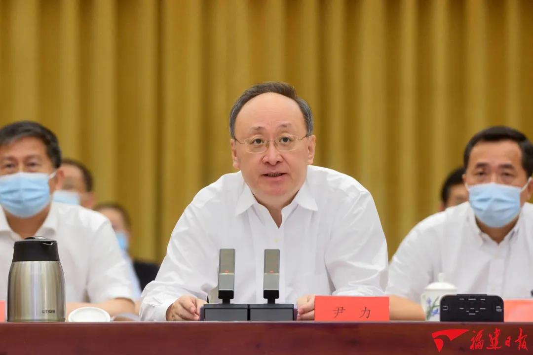 全省推進(jìn)海洋經(jīng)濟(jì)高質(zhì)量發(fā)展會(huì)議舉行