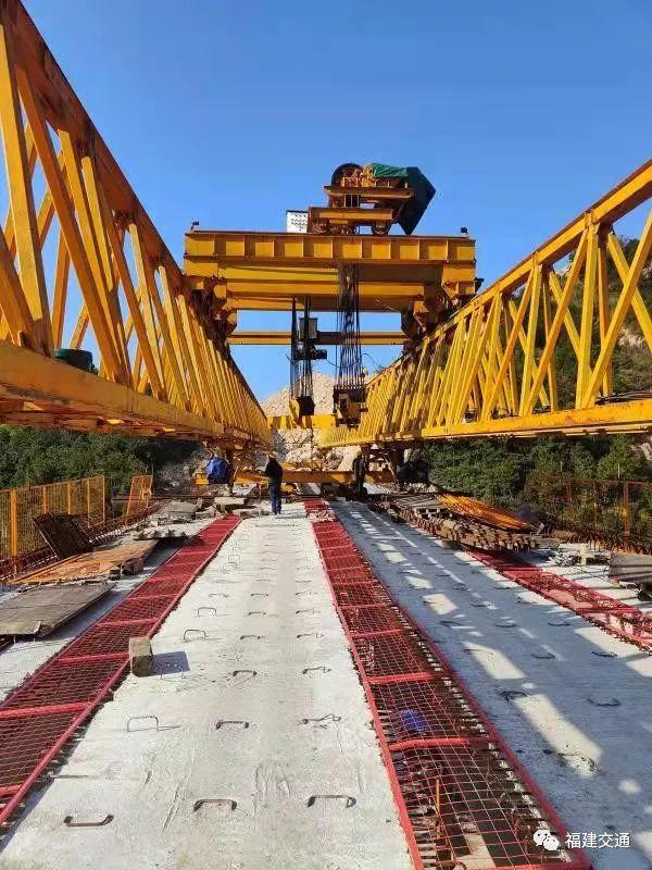 福建這兩座公路橋梁合龍