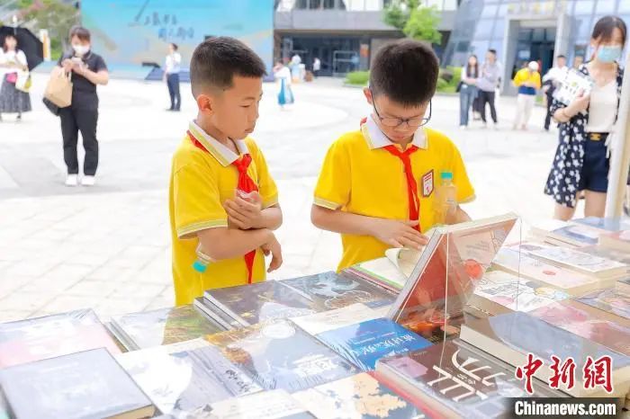迎世界讀書日 福建創(chuàng)新推動書香社會建設
