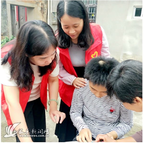 紅色領(lǐng)航，精準(zhǔn)送教