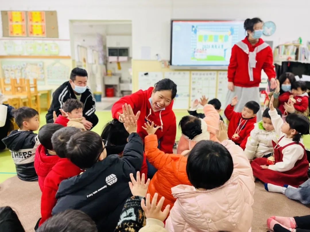 @長(zhǎng)樂(lè)教師 您又有一份“專屬禮包”請(qǐng)?jiān)俨槭? width=