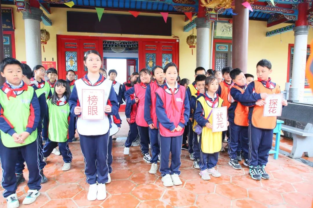 少年集結(jié)！玩拼圖、學(xué)射箭，趣味研學(xué)“箭” 入人心→