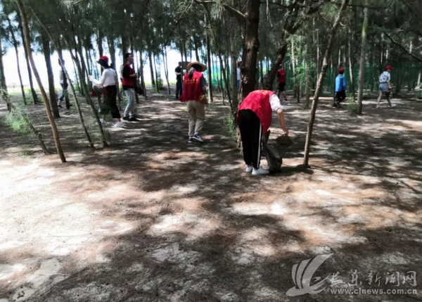 長樂一中開展“垃圾分類 從我做起”志愿者服務(wù)活動(dòng)