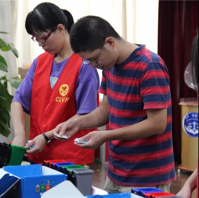 關(guān)于垃圾分類這些事兒，看看他們怎么做……